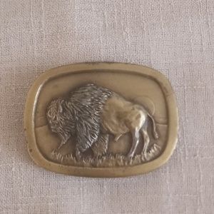 COPY - Vintage belt buckle. Bison. Indiana Metal Craft 1977.